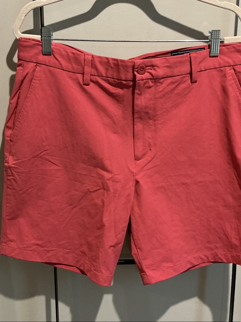 Vineyard Vines Men's Coral Flat-Front Shorts